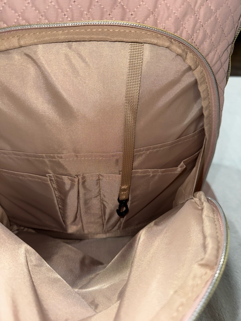 BAGSMART Quilted Backpack Blush Pink Travel Laptop Bag Gold Zippers - Picture 8 of 13